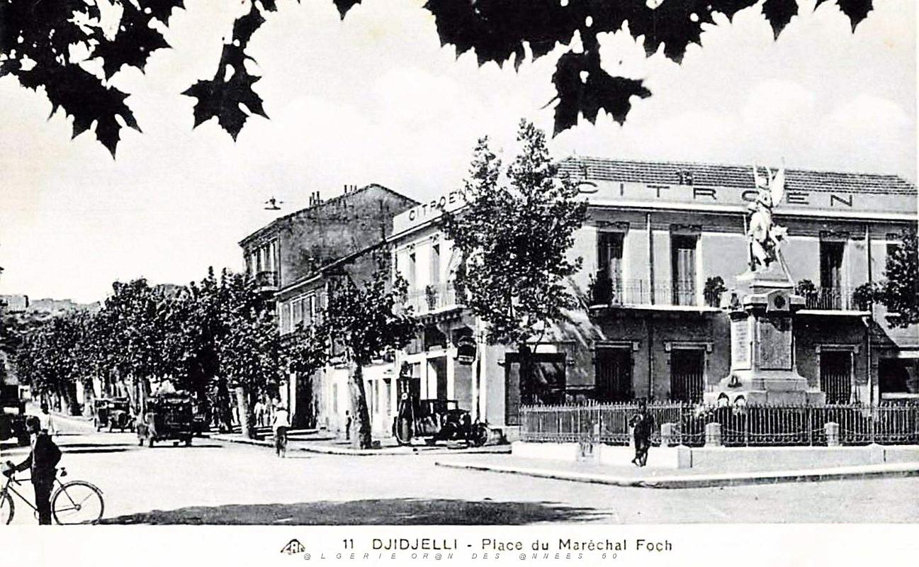 Djidjelli - Place du Marechal Foch.jpg